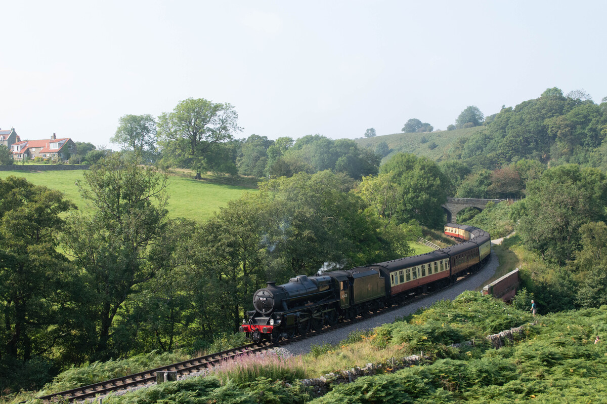 Eric Tracey Arriving at Goathland